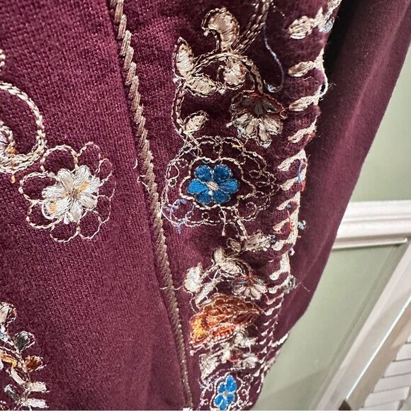 Soft Surroundings Embroidered Maroon Open Front Cardigan Size Medium - Picture 7 of 15